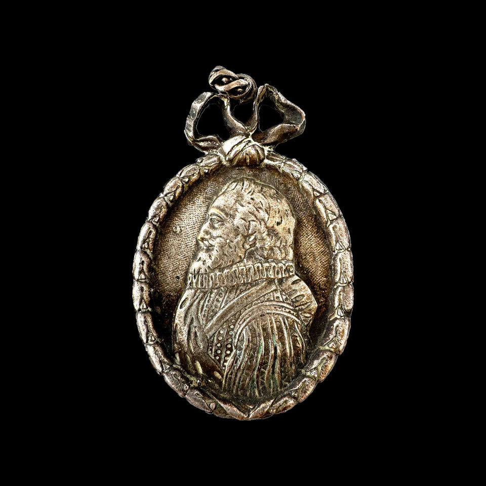 Pendentif Henri IV en Bronze Argenté (France) - XVIIe siècle